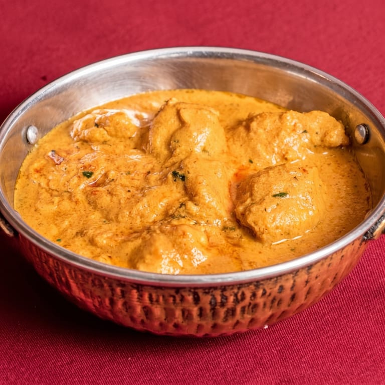 Discover Our Karahi Dishes